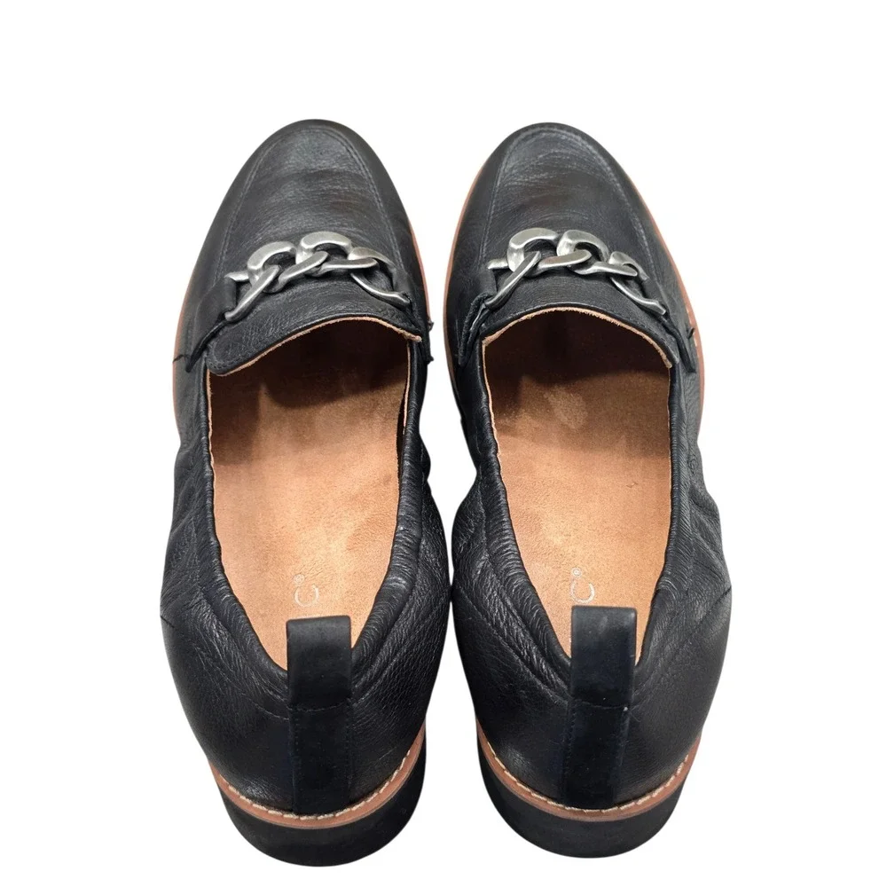 Vionic Cynthia Black Leather Chain Loafers Quiet Luxury Old Money Chic Sz 8.5